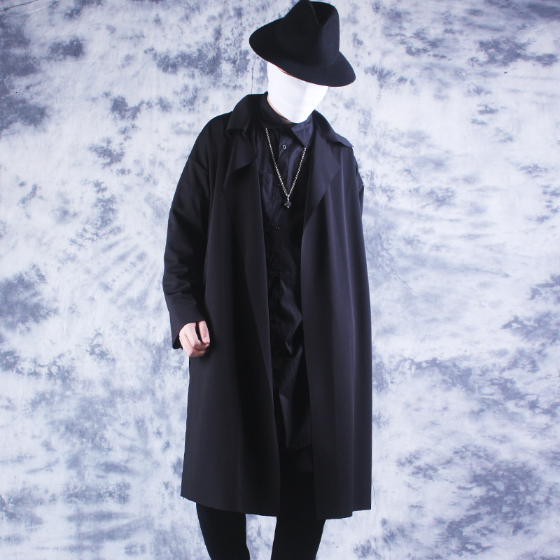 2021 New S-!! British Spring Designer Men Long Loose Lining Korean Version Tendency of Occasional Nice Coat Cover. 0131, Black
2021 New S-!! British Spring Designer Men Long Loose Lining Korean Version Tendency of Occasional Nice Coat Cover. 0131, Black