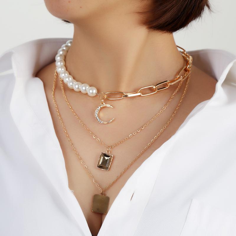 2021 New Fashion Moon Pendant Multilayer Chain Necklace for Women Pearl Clavicle Chain Choker Necklace Jewelry Chic Accessories
2021 New Fashion Moon Pendant Multilayer Chain Necklace for Women Pearl Clavicle Chain Choker Necklace Jewelry Chic Accessories