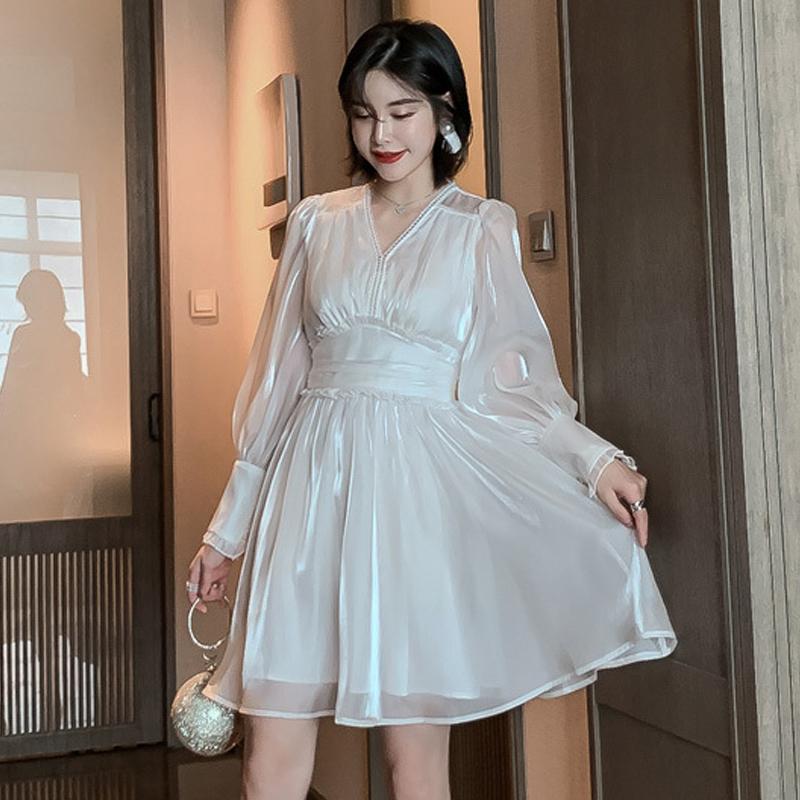 New Autumn Woman Sexy Dress Long Sleeve Solid Color Open Back V-neck Lantern Sleeves Dresses Fashion Fall 2020 Women Clothing, Black
New Autumn Woman Sexy Dress Long Sleeve Solid Color Open Back V-neck Lantern Sleeves Dresses Fashion Fall 2020 Women Clothing, Black