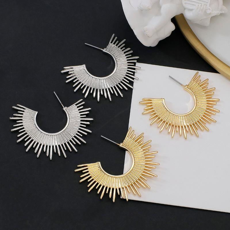 AENSOA Punk Hyperbole Irregular Gold Color Metal Hoop Earrings for Women Girl Geometric Fan Shape Earrings Hoops Brincos Bijoux1
AENSOA Punk Hyperbole Irregular Gold Color Metal Hoop Earrings for Women Girl Geometric Fan Shape Earrings Hoops Brincos Bijoux1