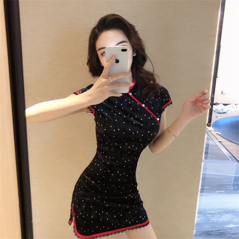 2021 Sexy Women Dressed New Chinese Style Thin Autumn Cheongsam Fashion Sleeve Short Mini Dress Cuff 3ADV, Pink
2021 Sexy Women Dressed New Chinese Style Thin Autumn Cheongsam Fashion Sleeve Short Mini Dress Cuff 3ADV, Pink