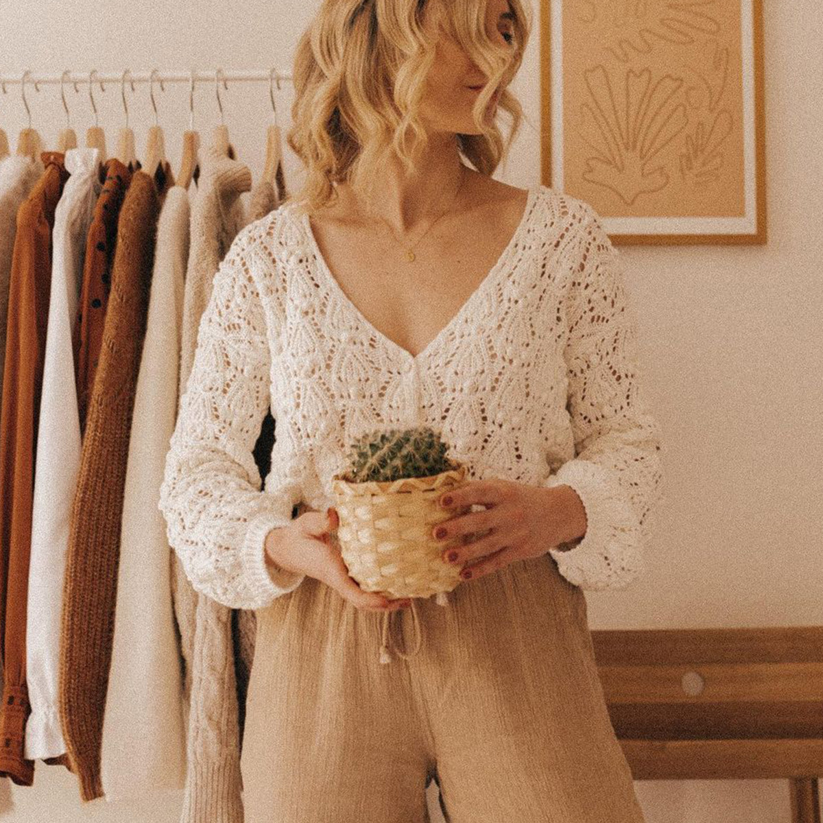 Annette Organic Cotton Jumper Women Long Sleeve Hollow Out Patterned Knitted Cardigan Autumn Winter Vintage Warm Sweater 210204, White
Annette Organic Cotton Jumper Women Long Sleeve Hollow Out Patterned Knitted Cardigan Autumn Winter Vintage Warm Sweater 210204, White