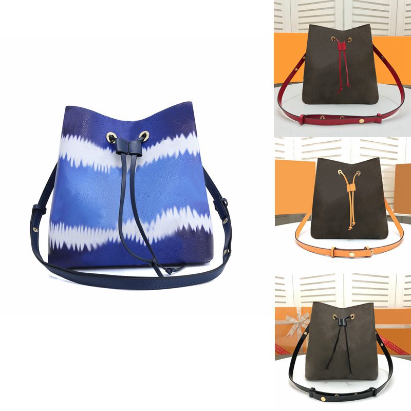 Womens Totes handbags Designer bag handbag bags bucket famous Drawstring flowers embossed fashion Pure color pattern flower summer Drawstrings, Extra cost ship nothing
Womens Totes handbags Designer bag handbag bags bucket famous Drawstring flowers embossed fashion Pure color pattern flower summer Drawstrings, Extra cost ship nothing