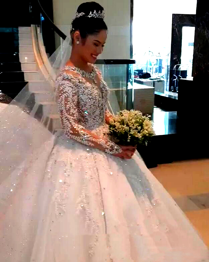 Luxury Crystals Wedding Dress 2022 Sparkly Beads Lace Long Sleeve Chapel Train Ball Gown Wedding Dresses Bridal Gowns Vestido de Noiva, White
Luxury Crystals Wedding Dress 2022 Sparkly Beads Lace Long Sleeve Chapel Train Ball Gown Wedding Dresses Bridal Gowns Vestido de Noiva, White