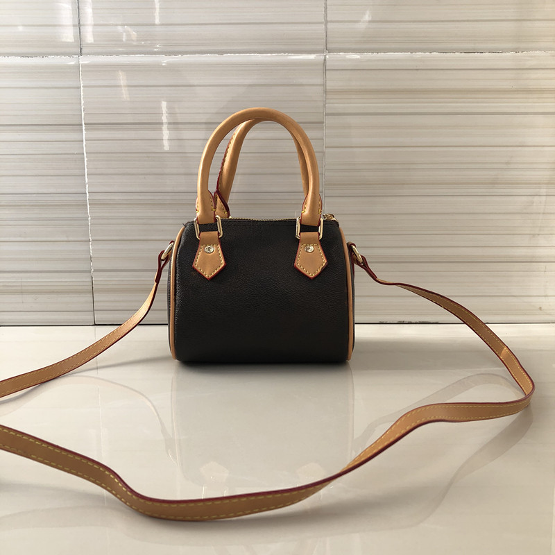 2020 new hot sale classic high quality ladies genuine leather mini bag oxidation luxury handbag pillow shoulder bag wallet free shipping, Brown flower
2020 new hot sale classic high quality ladies genuine leather mini bag oxidation luxury handbag pillow shoulder bag wallet free shipping, Brown flower
