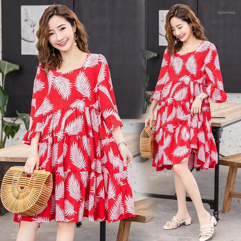Red Maternity chiffon wear 2020 summer new Korean O neck floral holiday style pregnant women Short dress1
Red Maternity chiffon wear 2020 summer new Korean O neck floral holiday style pregnant women Short dress1