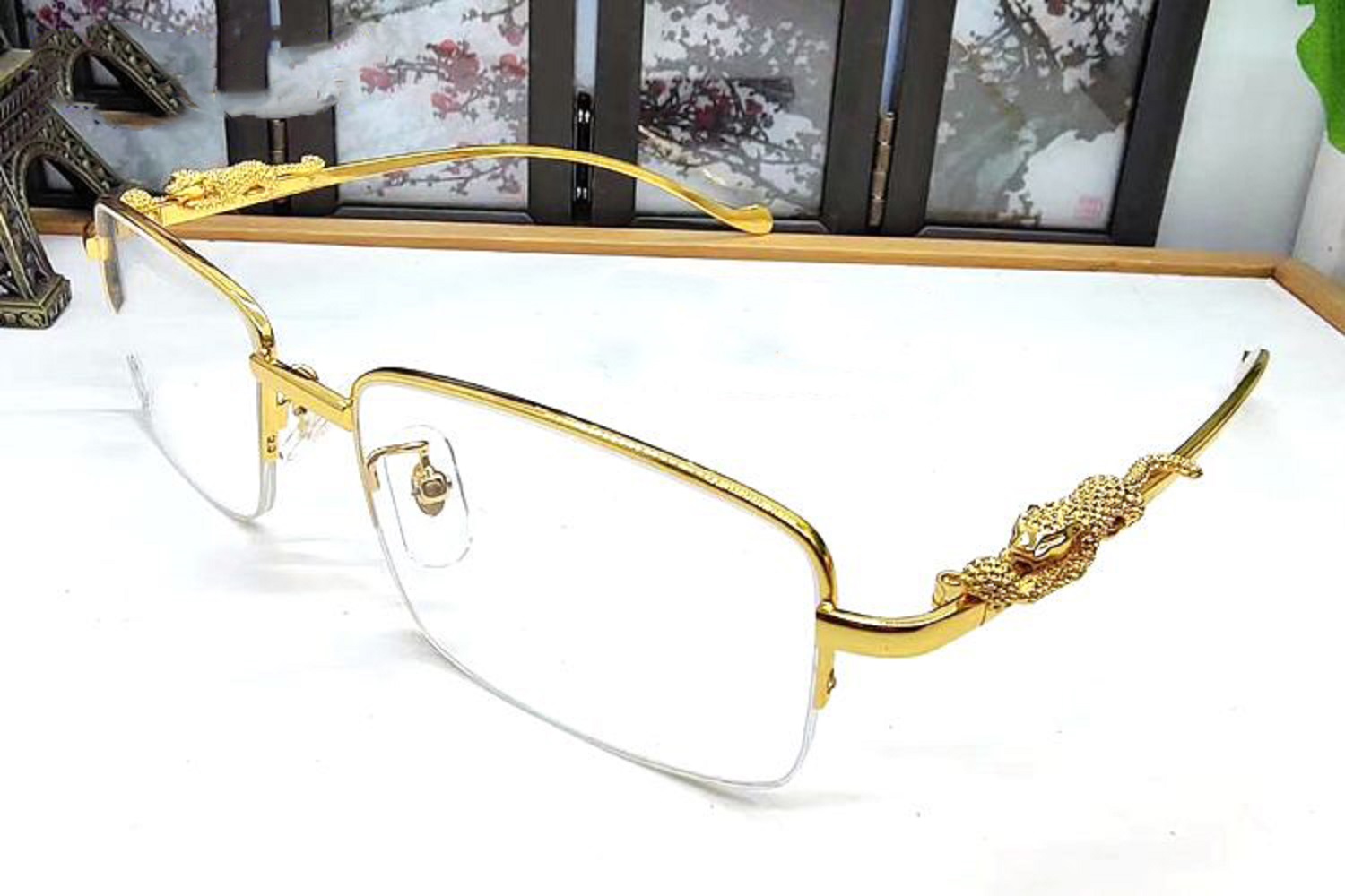 2020 New Trend Semi-Rimless Golden Buffalo Horn Glasses Sunglasses for Women Men Sports attitude High Quality Half Frames Sun Glasses Oculos
2020 New Trend Semi-Rimless Golden Buffalo Horn Glasses Sunglasses for Women Men Sports attitude High Quality Half Frames Sun Glasses Oculos