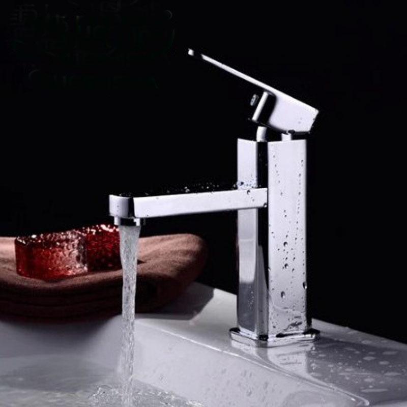 Dofaso stainless Hot and cold basin faucet square black basin mixter tap on deck bathroom faucet
Dofaso stainless Hot and cold basin faucet square black basin mixter tap on deck bathroom faucet