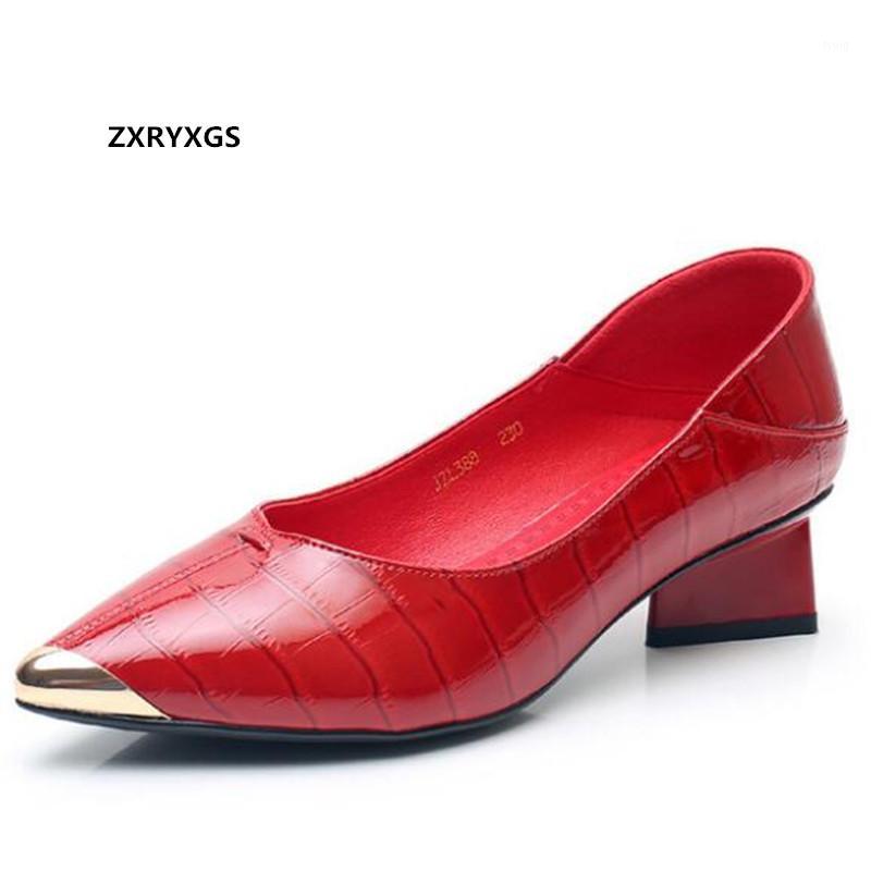HOT 2020 New Elegant Temperament Pointed Genuine Leather Shoes Wedding Banquet Women High Heeled Shoes Fashion Red Black1, Black
HOT 2020 New Elegant Temperament Pointed Genuine Leather Shoes Wedding Banquet Women High Heeled Shoes Fashion Red Black1, Black
