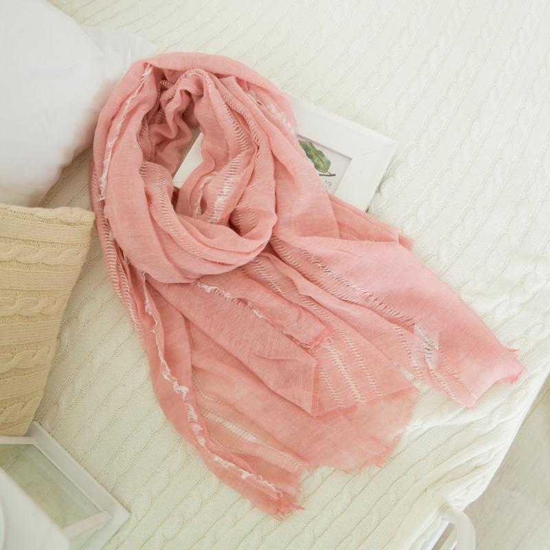2021 Fashion Women Patchwork Fringe Scarves And Shawls Lady Plain Wrap Muslim Hijab Muffler Foulard 3 Color Free Shipping
2021 Fashion Women Patchwork Fringe Scarves And Shawls Lady Plain Wrap Muslim Hijab Muffler Foulard 3 Color Free Shipping