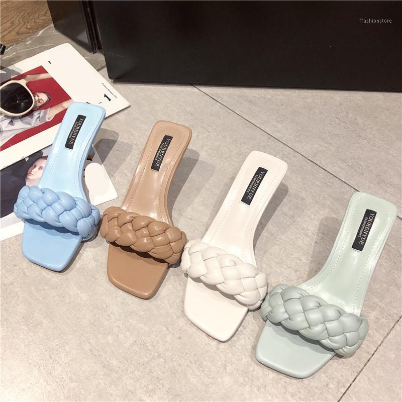 High-heeled Shoes Lady Ladies' Slippers Thin Heels Slipers Women Rubber Flip Flops Low Slides Heeled Soft 2020 Hawaiian1
High-heeled Shoes Lady Ladies' Slippers Thin Heels Slipers Women Rubber Flip Flops Low Slides Heeled Soft 2020 Hawaiian1