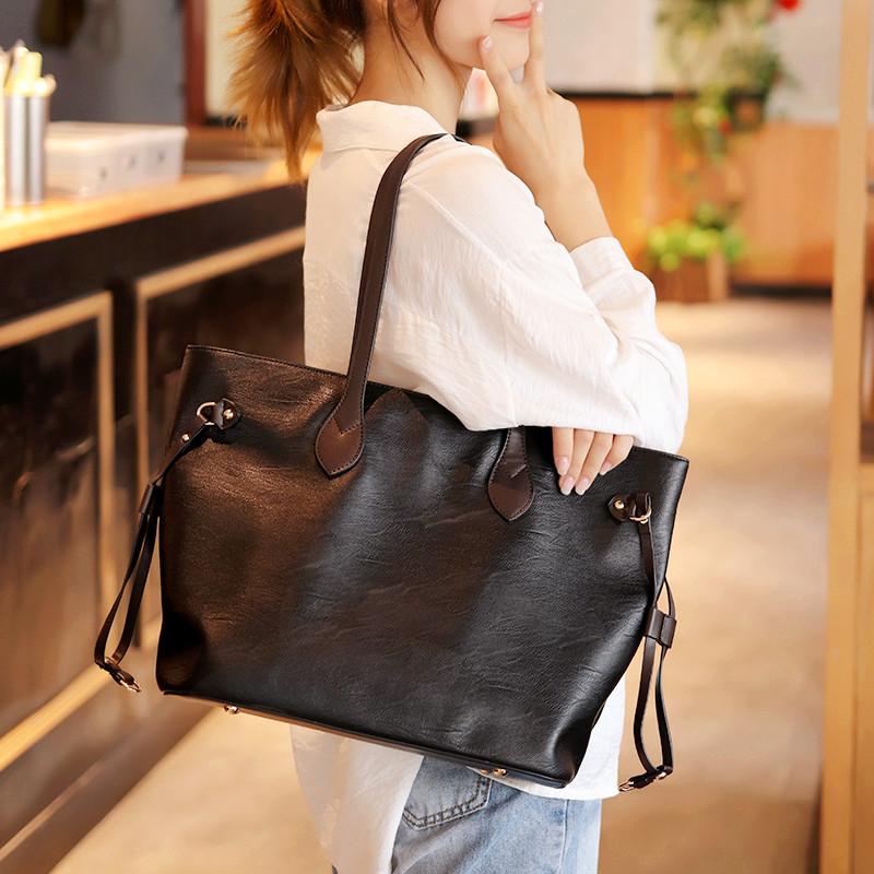 Large Capacity bag for women 2020 New fashion sheepskin leather bag for women Simple versatile tote one-shoulder, Black
Large Capacity bag for women 2020 New fashion sheepskin leather bag for women Simple versatile tote one-shoulder, Black