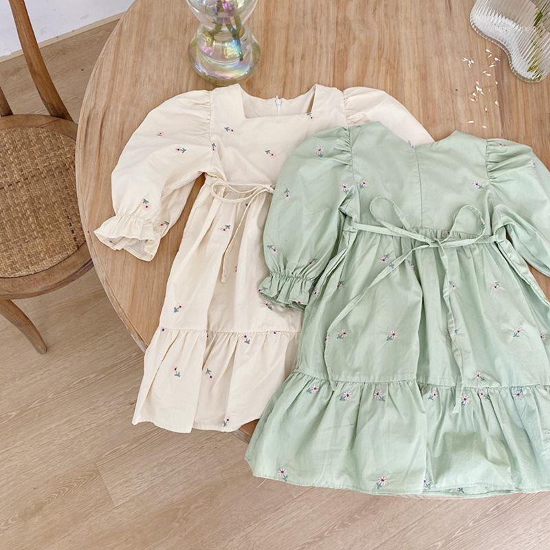 2020 Autumn New Children Embroided Princess Dress Girls Small Flower Cotton Long Sleeve Fashion Dress Baby Casual Clothing1, Green
2020 Autumn New Children Embroided Princess Dress Girls Small Flower Cotton Long Sleeve Fashion Dress Baby Casual Clothing1, Green