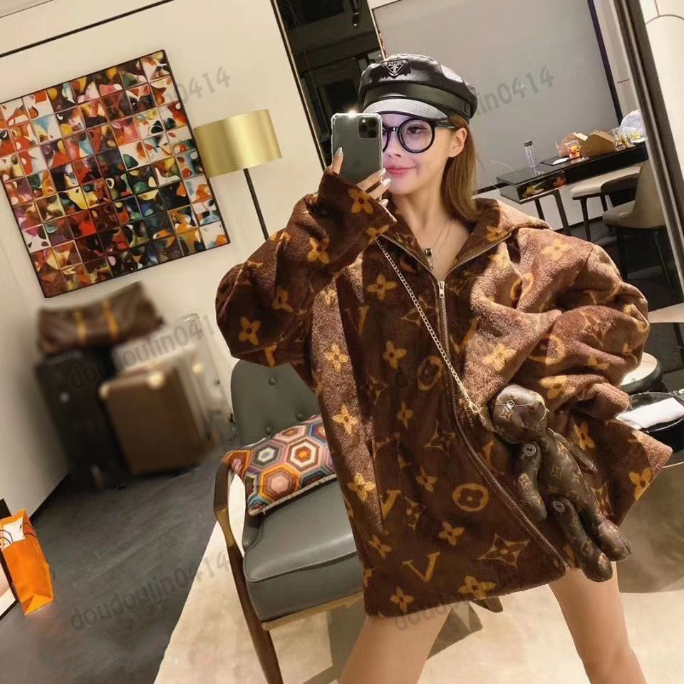 Winter Design Jacquard Heavy Coat For Women's Fashion Trend Loose Hoodie Plush Jacket Coral Fleece-Padded Jacket Couples Jacket, Brown
Winter Design Jacquard Heavy Coat For Women's Fashion Trend Loose Hoodie Plush Jacket Coral Fleece-Padded Jacket Couples Jacket, Brown