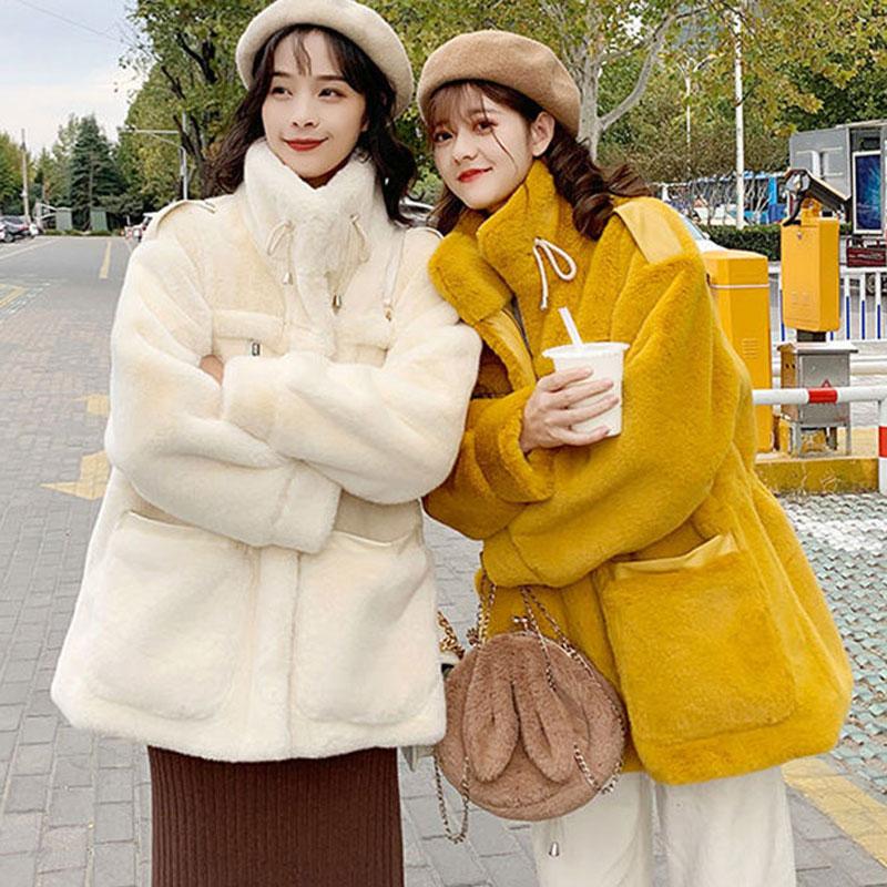 New Winter Jacket Women High-end Fashion Faux Fur Coat Vintage Women Plush Fur Warm Jacket Casual Female Mink Thick Coat Outwear, Beige
New Winter Jacket Women High-end Fashion Faux Fur Coat Vintage Women Plush Fur Warm Jacket Casual Female Mink Thick Coat Outwear, Beige
