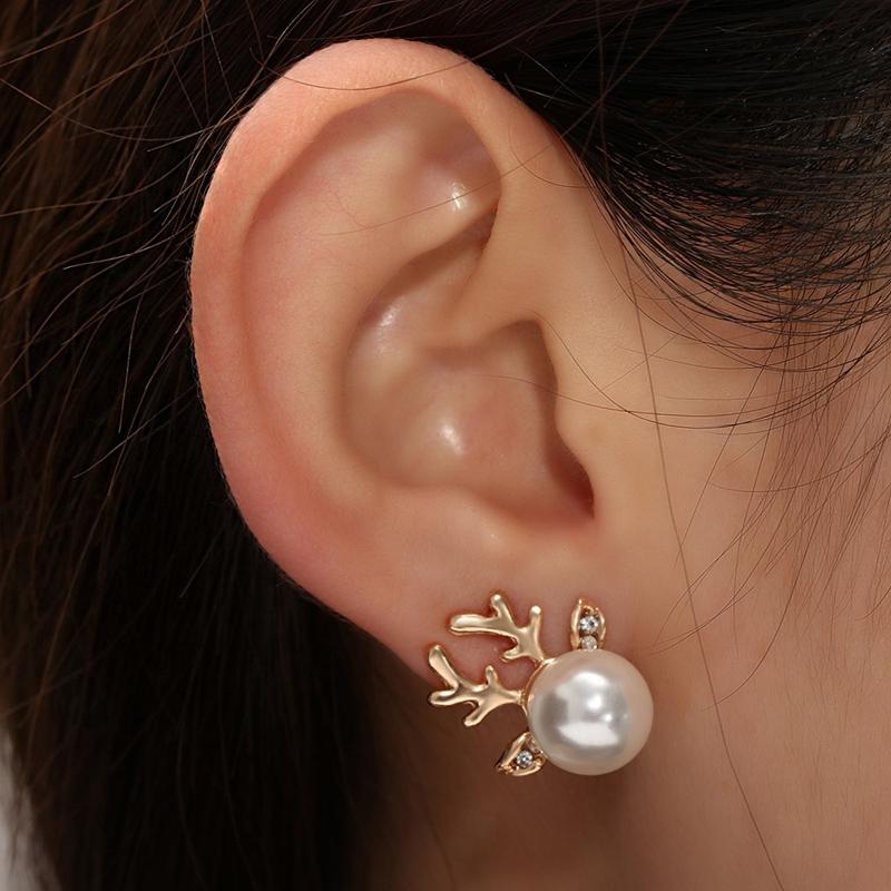 1 Pair Jewelry Christmas Earrings With Pearl New Year's Earrings Women's Pearl Deer Stud For Women Jewelry
1 Pair Jewelry Christmas Earrings With Pearl New Year's Earrings Women's Pearl Deer Stud For Women Jewelry
