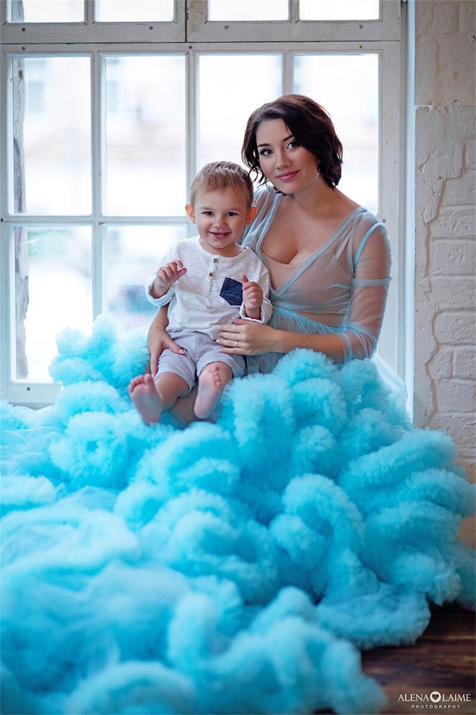 Sky Blue Pregnant Women Night Robe Wedding Bride Bridesmaid Robes Tulle Lace Sleepwear Pyjamas Long Lingeries Bridal Party Shower Robe