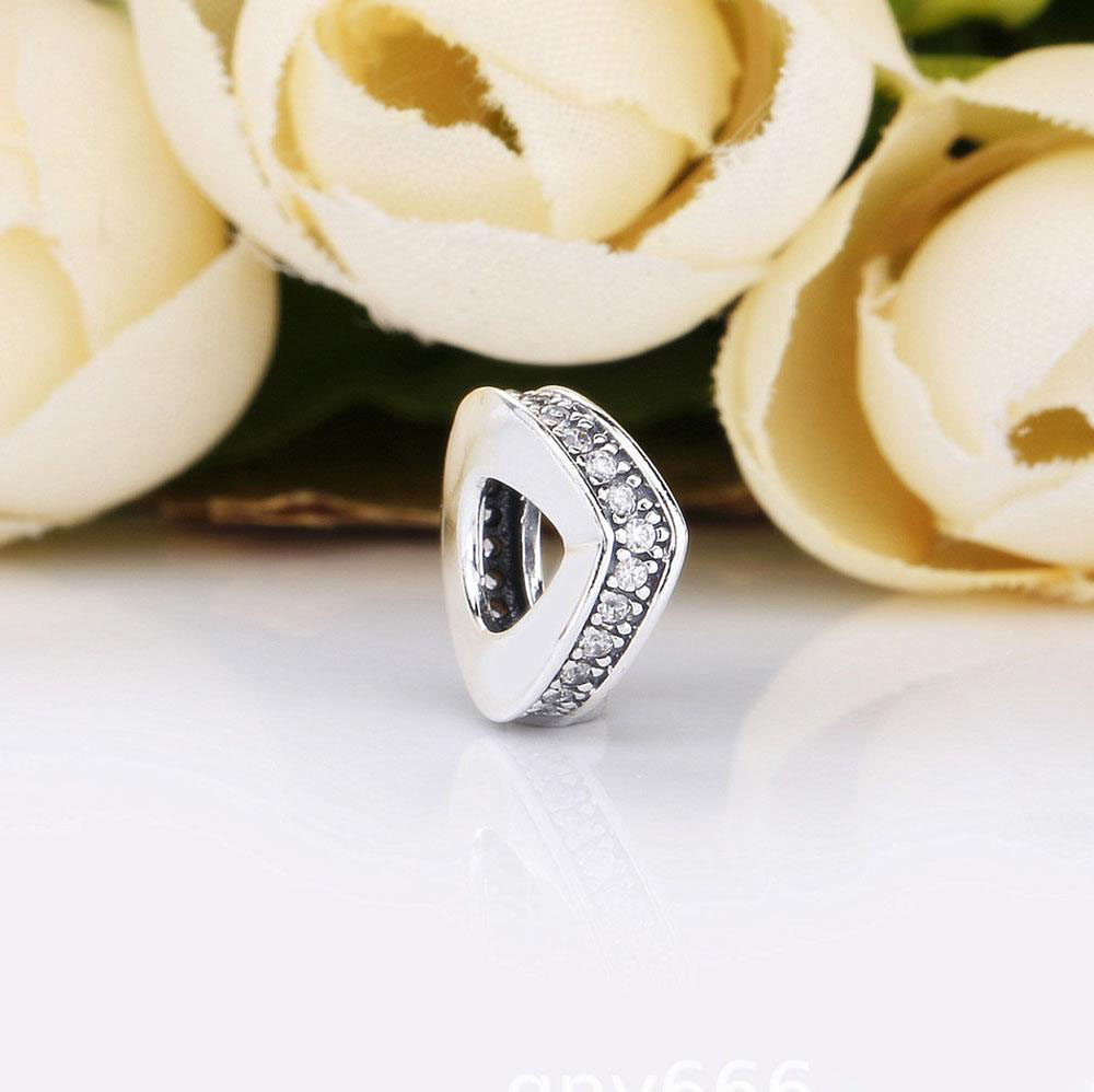 2022 Spring Collection 925 Sterling Silver Shimmering Wish Spacer Charm Bead Fits European Jewelry Charm Bracelets
2022 Spring Collection 925 Sterling Silver Shimmering Wish Spacer Charm Bead Fits European Jewelry Charm Bracelets