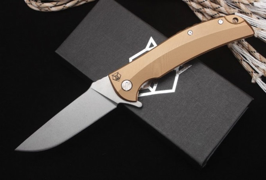 Shirogorov tan All steel ball bearing bear head folding knife D2 G10 folding camping survival knife outdoor xmas gift knife a3038
Shirogorov tan All steel ball bearing bear head folding knife D2 G10 folding camping survival knife outdoor xmas gift knife a3038