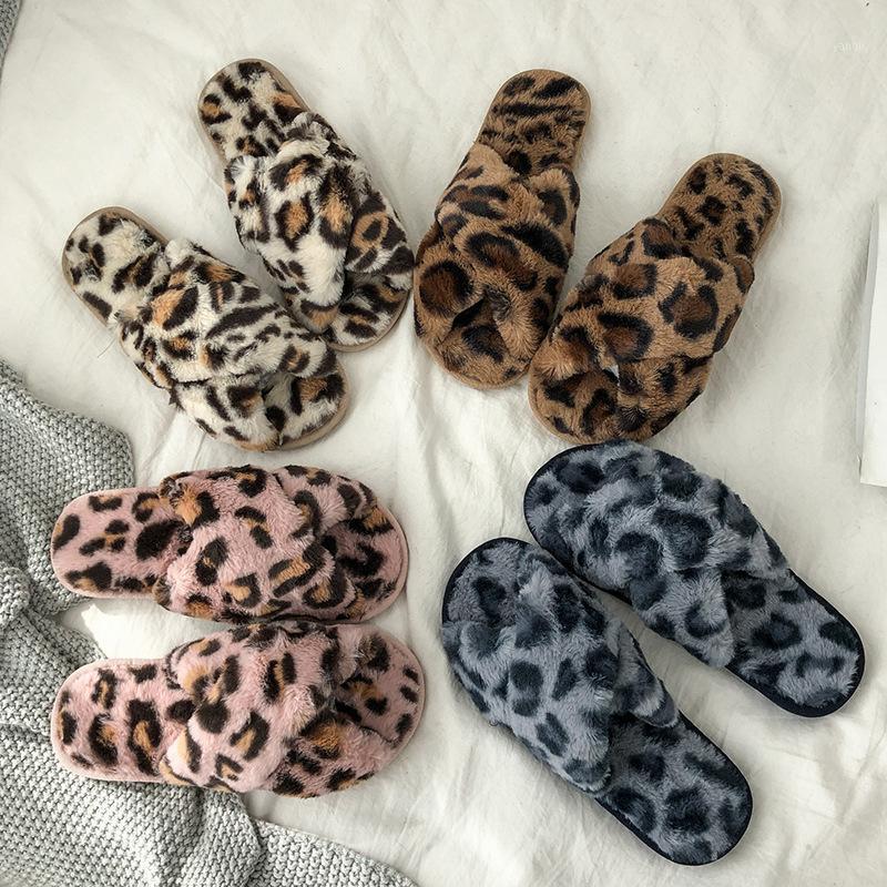 Cute Leopard Print Plush Winter Slippers Fashion Warm Soft Indoor Home Slippers Flat Women's House With Fur1, Beige
Cute Leopard Print Plush Winter Slippers Fashion Warm Soft Indoor Home Slippers Flat Women's House With Fur1, Beige