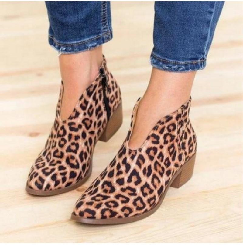 2020 spring autumn Women's leopard print thick heel short boots Leather Ankle Flat Shoes Woman Zipper Casual Women Shoes Botines1
2020 spring autumn Women's leopard print thick heel short boots Leather Ankle Flat Shoes Woman Zipper Casual Women Shoes Botines1