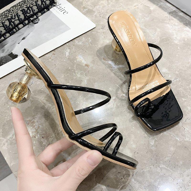 Designer Shoes Women Luxury Clear Crystal Heel 8CM High Heel Sandals Women Leather Cross-strap 2021 Spring Summer Slipper Sandal1, White
Designer Shoes Women Luxury Clear Crystal Heel 8CM High Heel Sandals Women Leather Cross-strap 2021 Spring Summer Slipper Sandal1, White