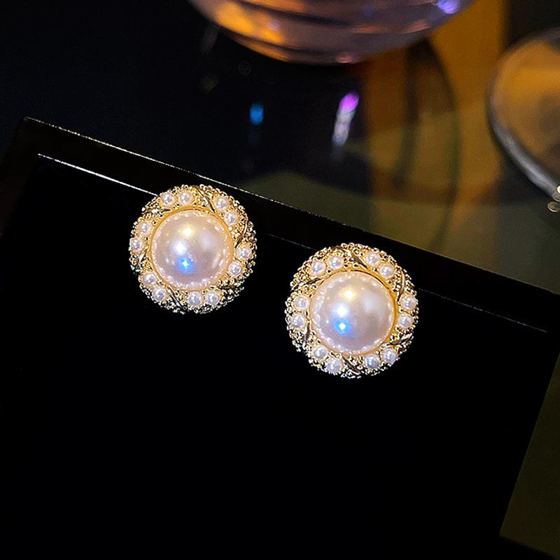 Stud Trendy Fine 14K Real Gold Plated Round Baroque Pearl Earrings For Women Girl Jewelry Zircon S925 Silver Needle Gift
Stud Trendy Fine 14K Real Gold Plated Round Baroque Pearl Earrings For Women Girl Jewelry Zircon S925 Silver Needle Gift
