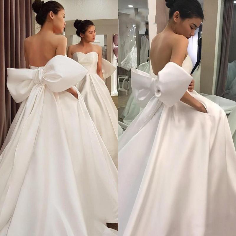 Big Bow Satin Wedding Dresses Sexy Backless Sweetheart Plus Size Bridal Gowns Sweep Train Simple Garden A Line robes de mariée