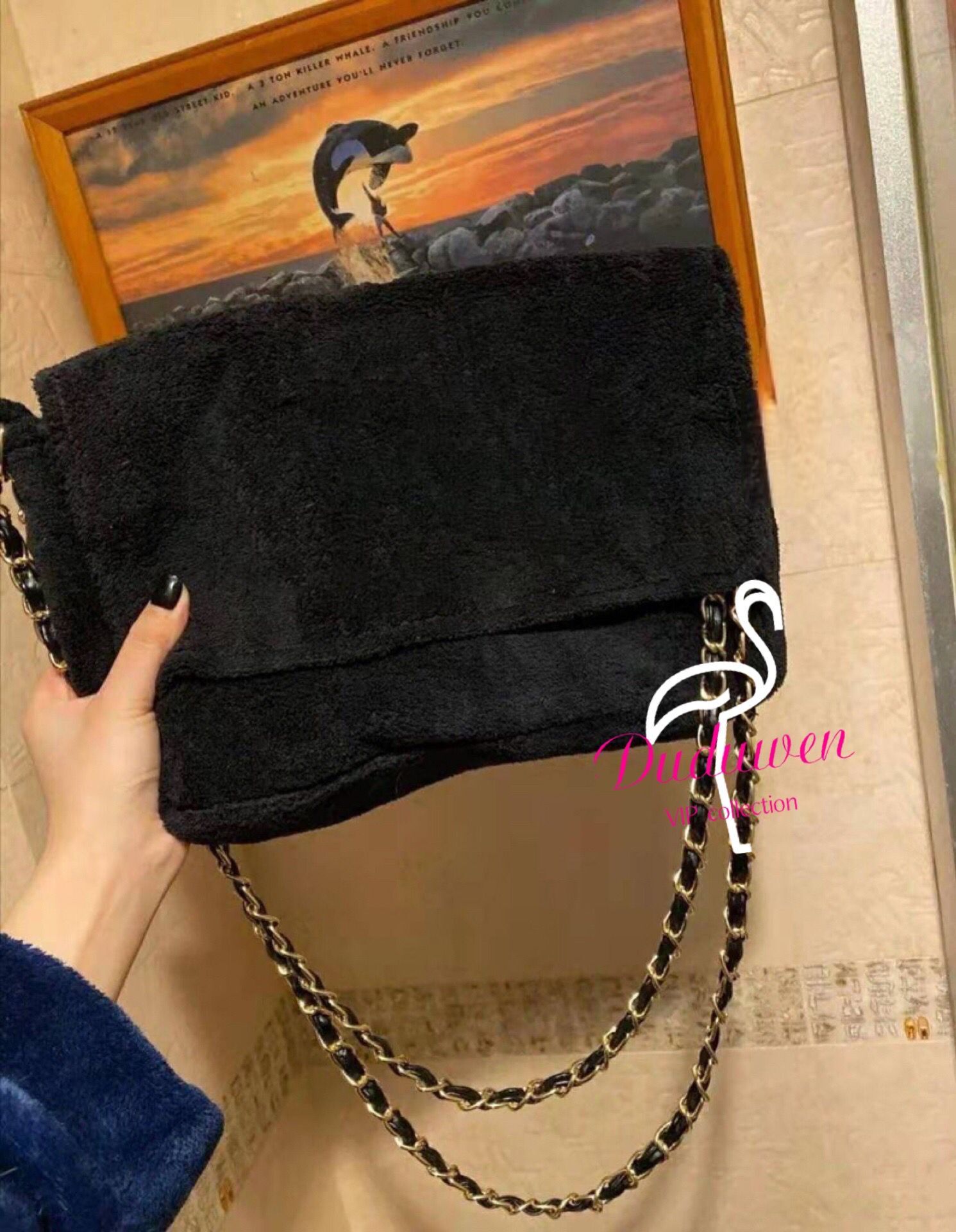 32X20X7 Fashion Storage case with chain Shoulder Bag quilted C gift Bag vintage fur bag makeup V gift classic collection
32X20X7 Fashion Storage case with chain Shoulder Bag quilted C gift Bag vintage fur bag makeup V gift classic collection