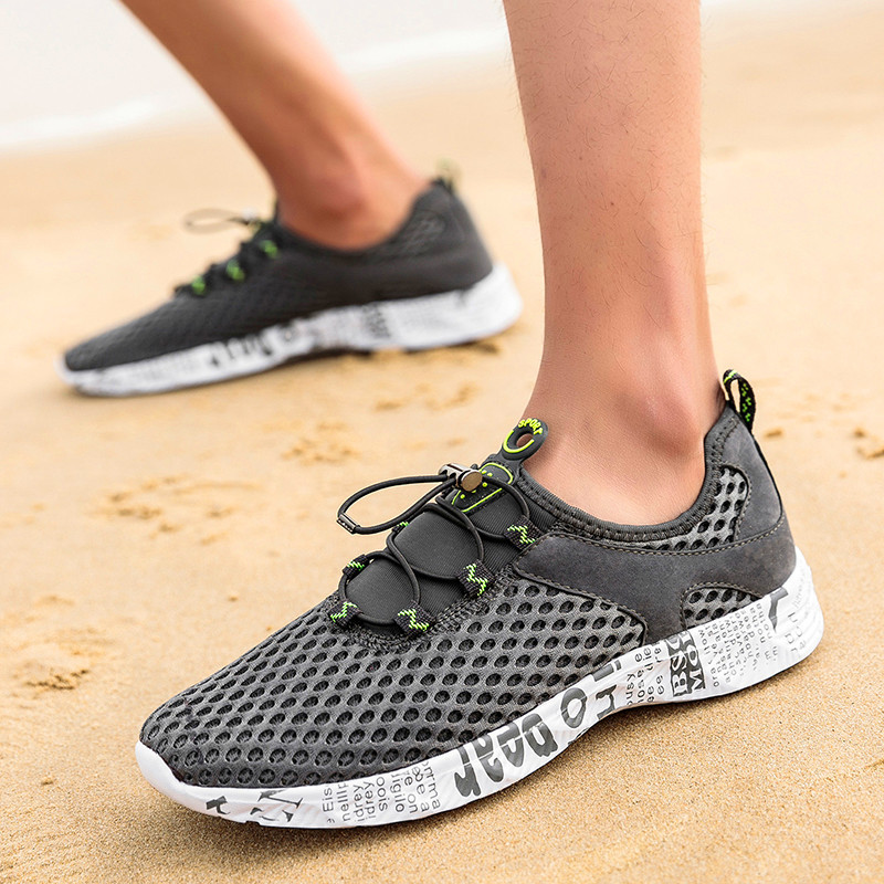 Top quality Random male footwear ultra shock absorption trend light shoes and comfortable high end sports shoes, 124;black-124;
Top quality Random male footwear ultra shock absorption trend light shoes and comfortable high end sports shoes, 124;black-124;