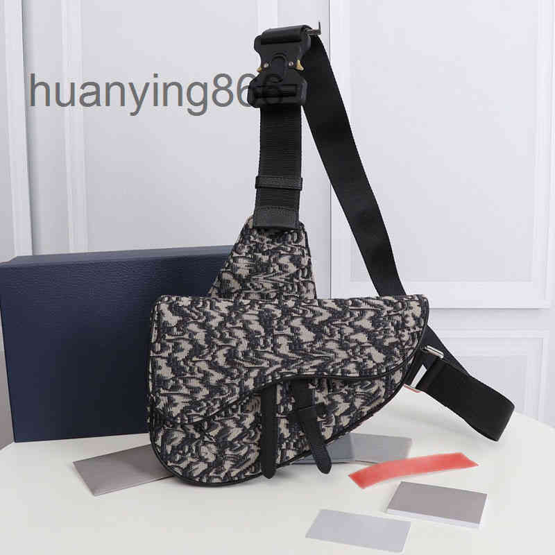 Brand D Bags 2022 fashion mens crossbody bag shoulder saddle purse designer handbag messenger high quality leather backpack unisex, Top quality
Brand D Bags 2022 fashion mens crossbody bag shoulder saddle purse designer handbag messenger high quality leather backpack unisex, Top quality