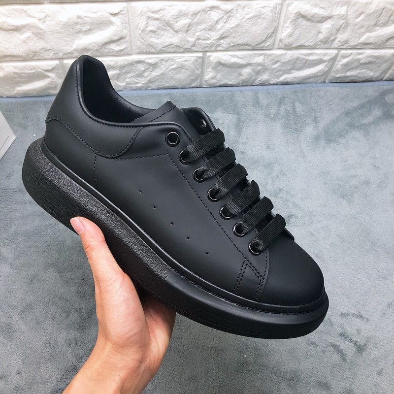 2021 top quality mens women Black Velet Bule grey red Platform Sneaker White Genuine Leather trainers Comfort Pretty girl sport Casual Shoes, Box fee
2021 top quality mens women Black Velet Bule grey red Platform Sneaker White Genuine Leather trainers Comfort Pretty girl sport Casual Shoes, Box fee