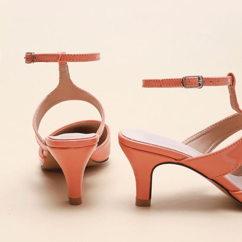 Web celebrity spring/summer 2021 web celebrity girl slim heel sexy pointed toe versatile temperament etiquette sandal woman, 34
Web celebrity spring/summer 2021 web celebrity girl slim heel sexy pointed toe versatile temperament etiquette sandal woman, 34