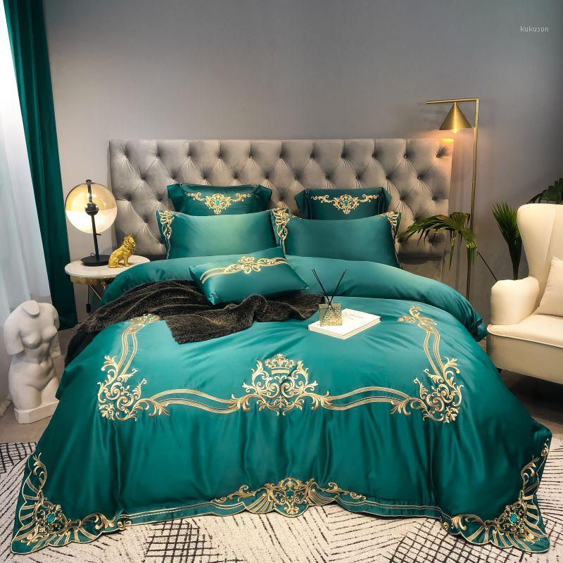 Luxury embroidery Bedding Set cotton Bed Linens Bed Sheet Set pillowcase Bedclothes Queen/King Size Imitate silk cover 4pcs1
Luxury embroidery Bedding Set cotton Bed Linens Bed Sheet Set pillowcase Bedclothes Queen/King Size Imitate silk cover 4pcs1