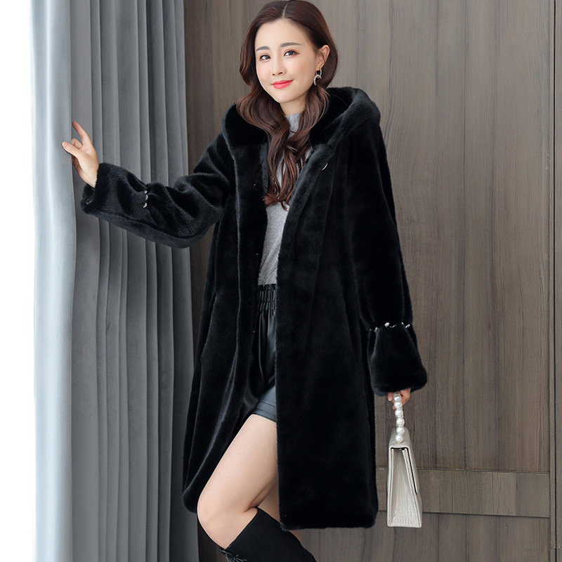 2021 New Winter Women's Clothes Imitated Mink Nv Dong Zhuang Middle-aged Mother Dressed in Fur Fashion Coat CXYH, Black
2021 New Winter Women's Clothes Imitated Mink Nv Dong Zhuang Middle-aged Mother Dressed in Fur Fashion Coat CXYH, Black