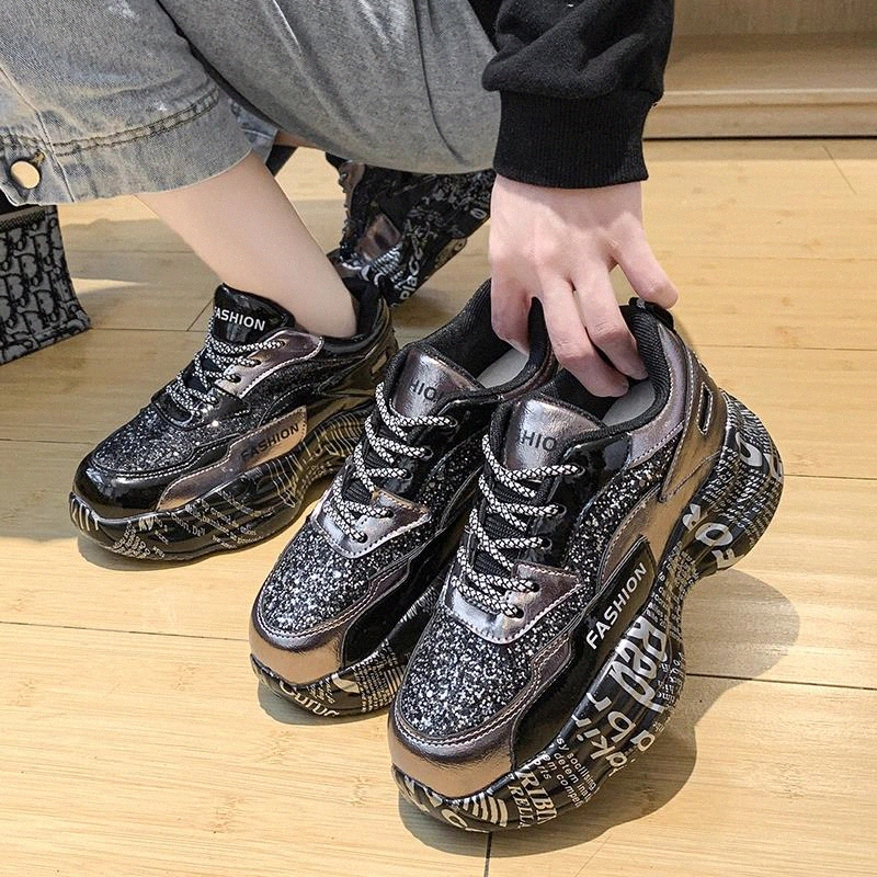 Sequin Platform Sneakers Women Shoes 2020 Graffiti Sneakers Shiny Vulcanized Shoes Fashion Chunky Trainers Women Tenis Feminino #b31Q
Sequin Platform Sneakers Women Shoes 2020 Graffiti Sneakers Shiny Vulcanized Shoes Fashion Chunky Trainers Women Tenis Feminino #b31Q