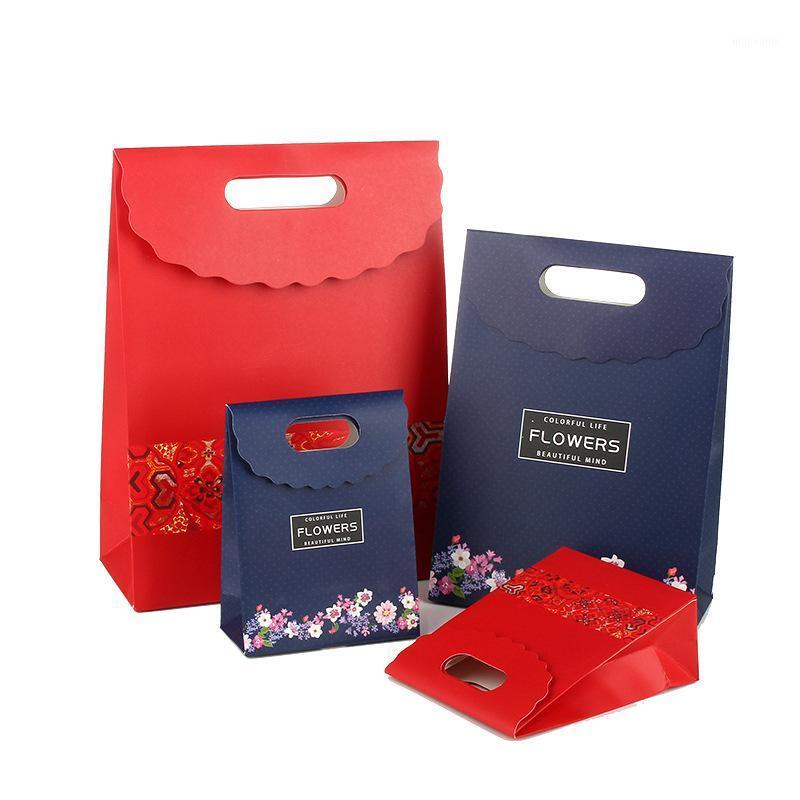 10pcs Red National Wind Paper Pouch Gift Flower Packaging Bags Wedding Christmas Gift Bag With Holes1
10pcs Red National Wind Paper Pouch Gift Flower Packaging Bags Wedding Christmas Gift Bag With Holes1