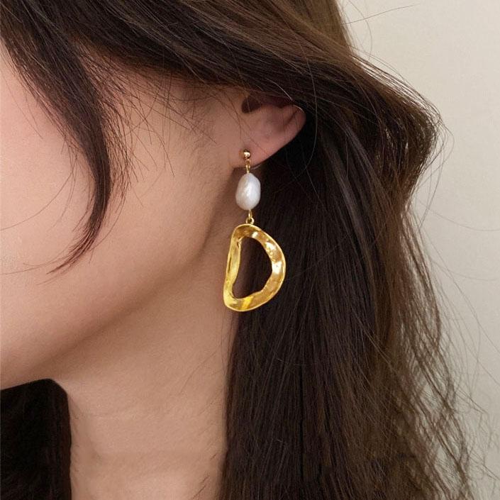 Stud Irregular Metal Geometric Oval Pendant Gold Earrings For Women Fashion Jewelries Elegant Long Big Ear Jewellery Gifts
Stud Irregular Metal Geometric Oval Pendant Gold Earrings For Women Fashion Jewelries Elegant Long Big Ear Jewellery Gifts