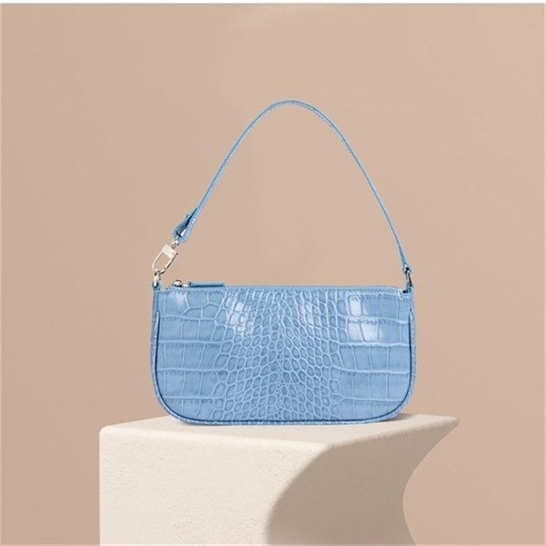 Vintage Alligator Baguette Shape Luxury Leather Handbag 2020 New Fashion Shoulder Bag Womens Messenger Crossbody Bags Q1104
Vintage Alligator Baguette Shape Luxury Leather Handbag 2020 New Fashion Shoulder Bag Womens Messenger Crossbody Bags Q1104