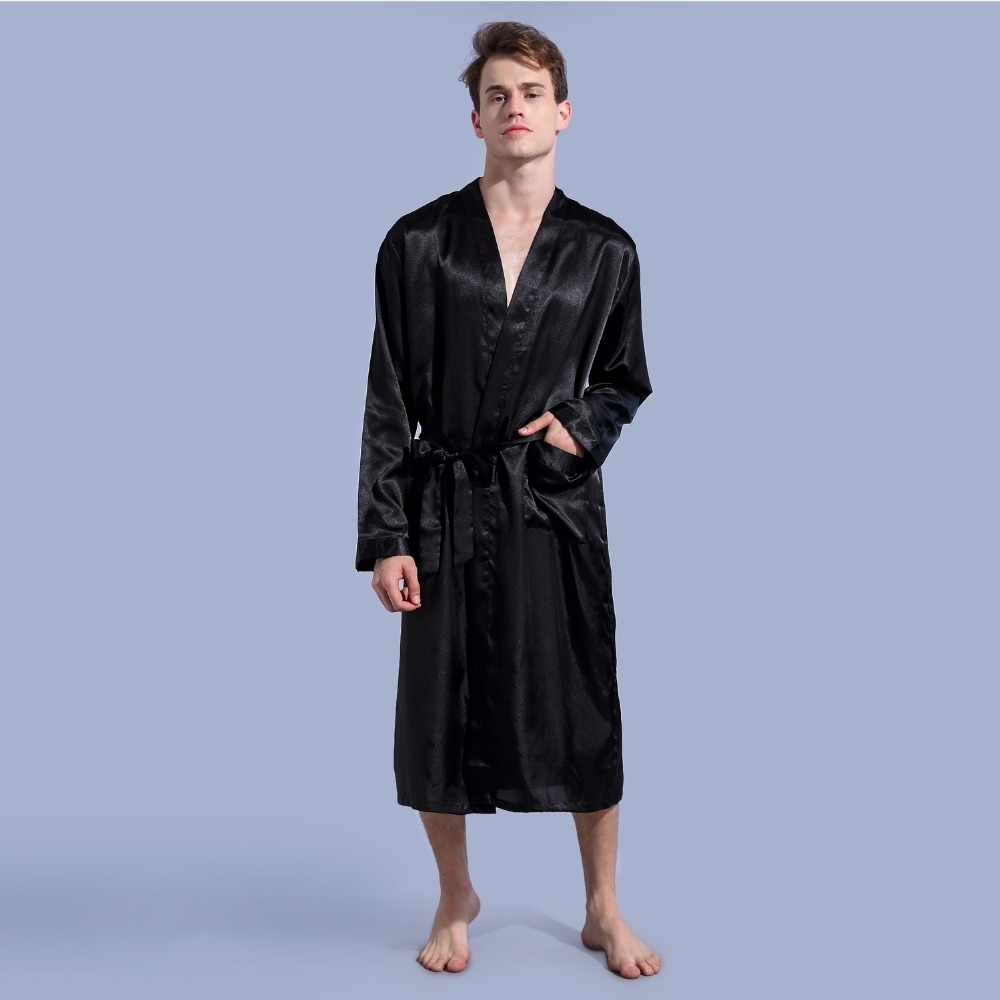 Groom Robe Emulation Silk Soft Home Bathrobe Nightgown For Men Kimono Customized Name and Date Personalized for Wedding Party 201111
