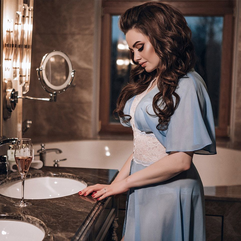 Pale Blue Long Bridal Sleepwear Robes Sexy Lace Short Sleeve Kimono Party Nightgowns Women Bathrobe Shawl