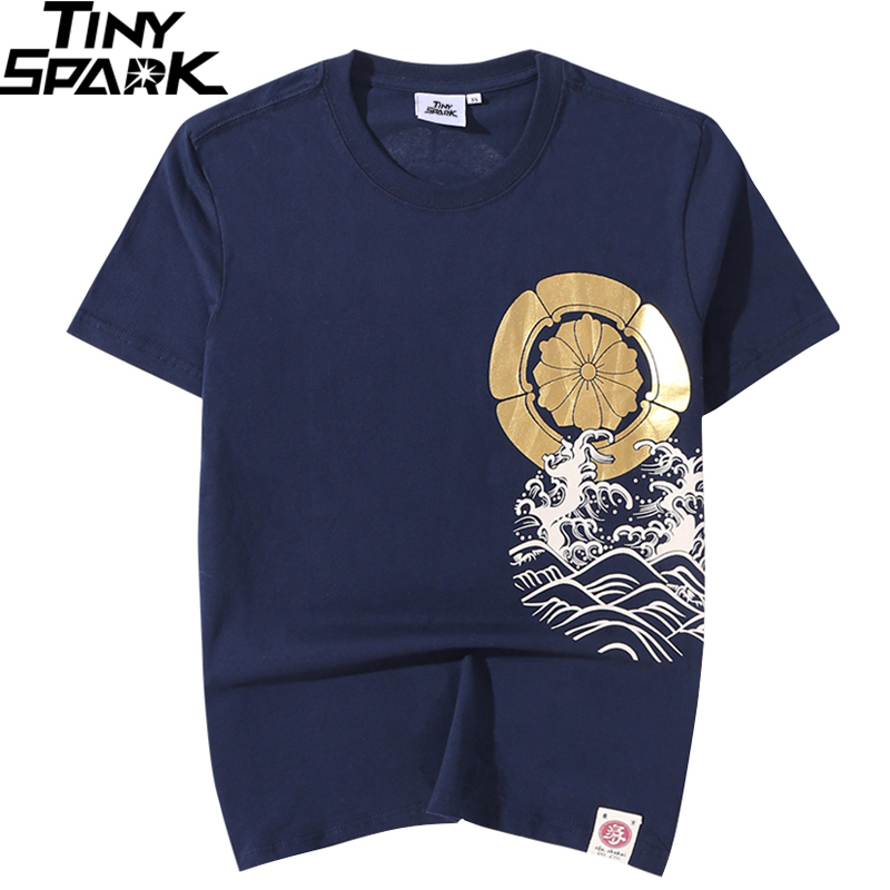 Men T Shirt 2020 Streetwear Japanese Harajuku Tshirt Koi Fish Wave Print Hip Hop T-Shirt Short Sleeve Summer Cotton Tops Tees LJ200827