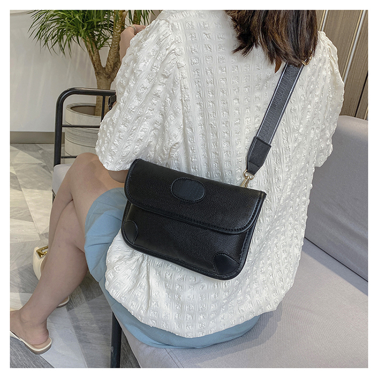 Women's Designer Shoulder Bag cross style handbag solid color simple casual style messenger bag soft leather pocket, Black
Women's Designer Shoulder Bag cross style handbag solid color simple casual style messenger bag soft leather pocket, Black
