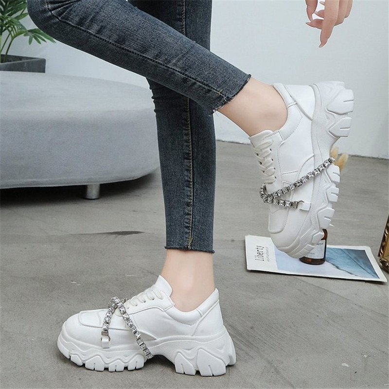 2021 New Spring Thick Woman Father Up White Lace Chain Crystal Formed Casual Shoes D3VR
2021 New Spring Thick Woman Father Up White Lace Chain Crystal Formed Casual Shoes D3VR