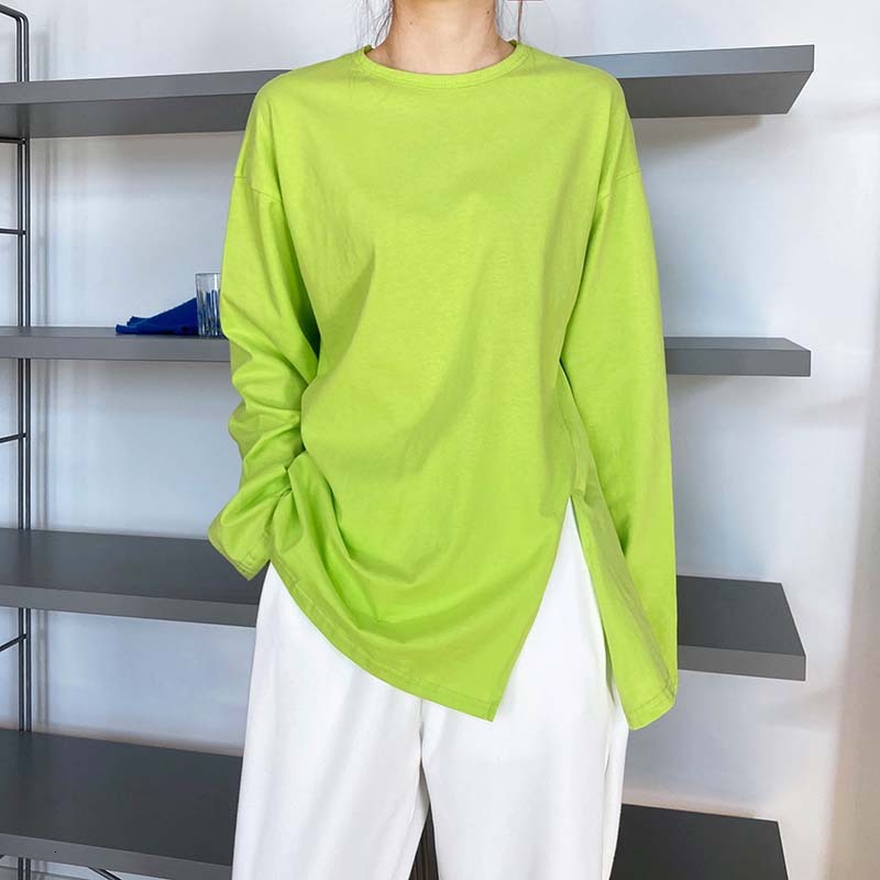 New 2021 Summer O-neck t Shirts Long Sleeve Pure Color Tops Boyfriend Style Loose Women White Tees Z7aj
New 2021 Summer O-neck t Shirts Long Sleeve Pure Color Tops Boyfriend Style Loose Women White Tees Z7aj