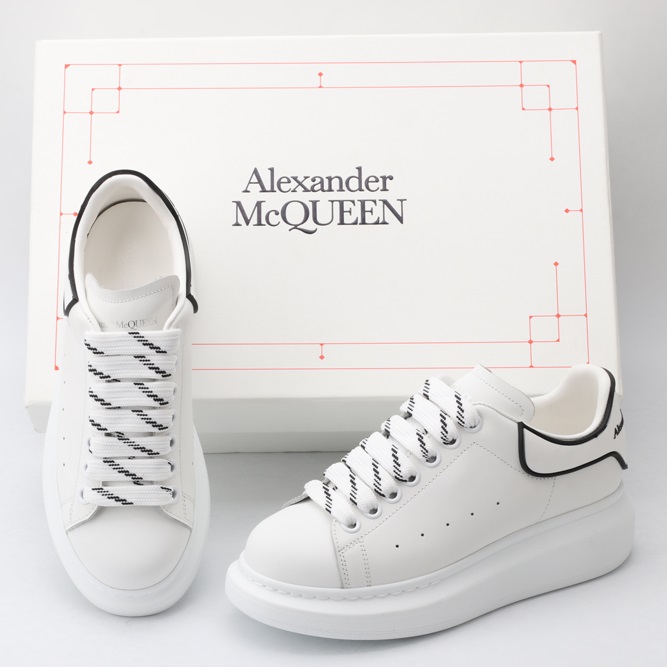 Alexander McQueen Mcqueens Casual Shoes fashion Oversized sneakers shoe mens womens Leather Lace Up Designer Luxury 35-46, 22
Alexander McQueen Mcqueens Casual Shoes fashion Oversized sneakers shoe mens womens Leather Lace Up Designer Luxury 35-46, 22