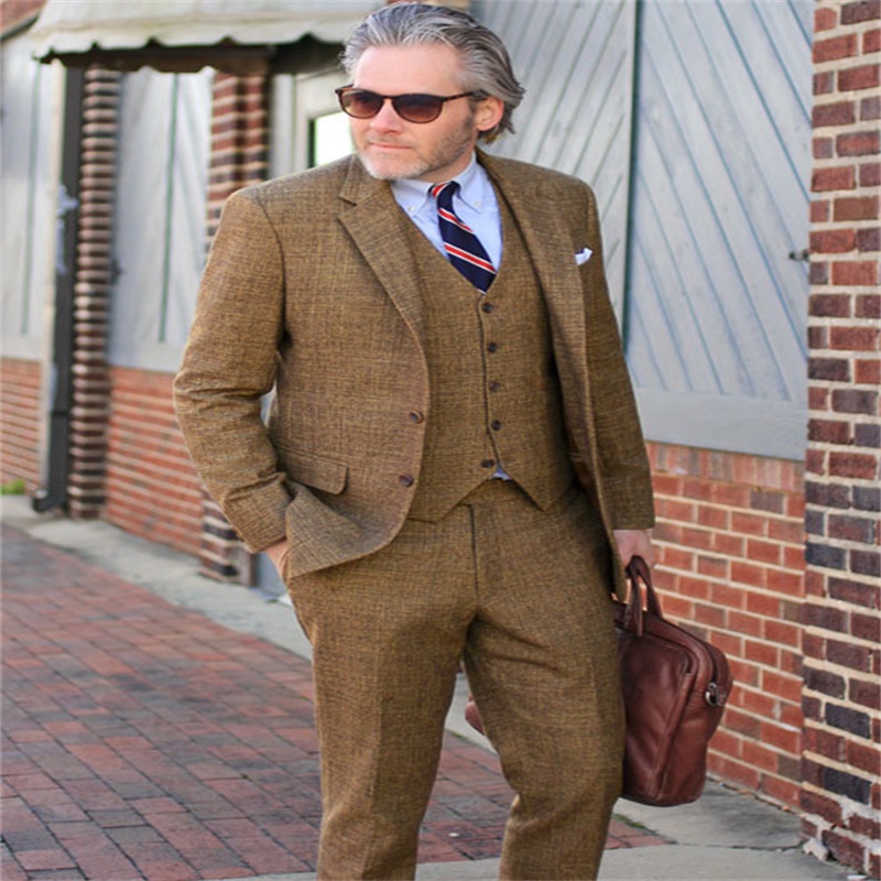 Khaki Handsome Men Suits Thick Notch Lapel Wedding Tuxedos 3 Piece Two Button Blend Vintage Tailored Fit Suits For Best Man Custom Made