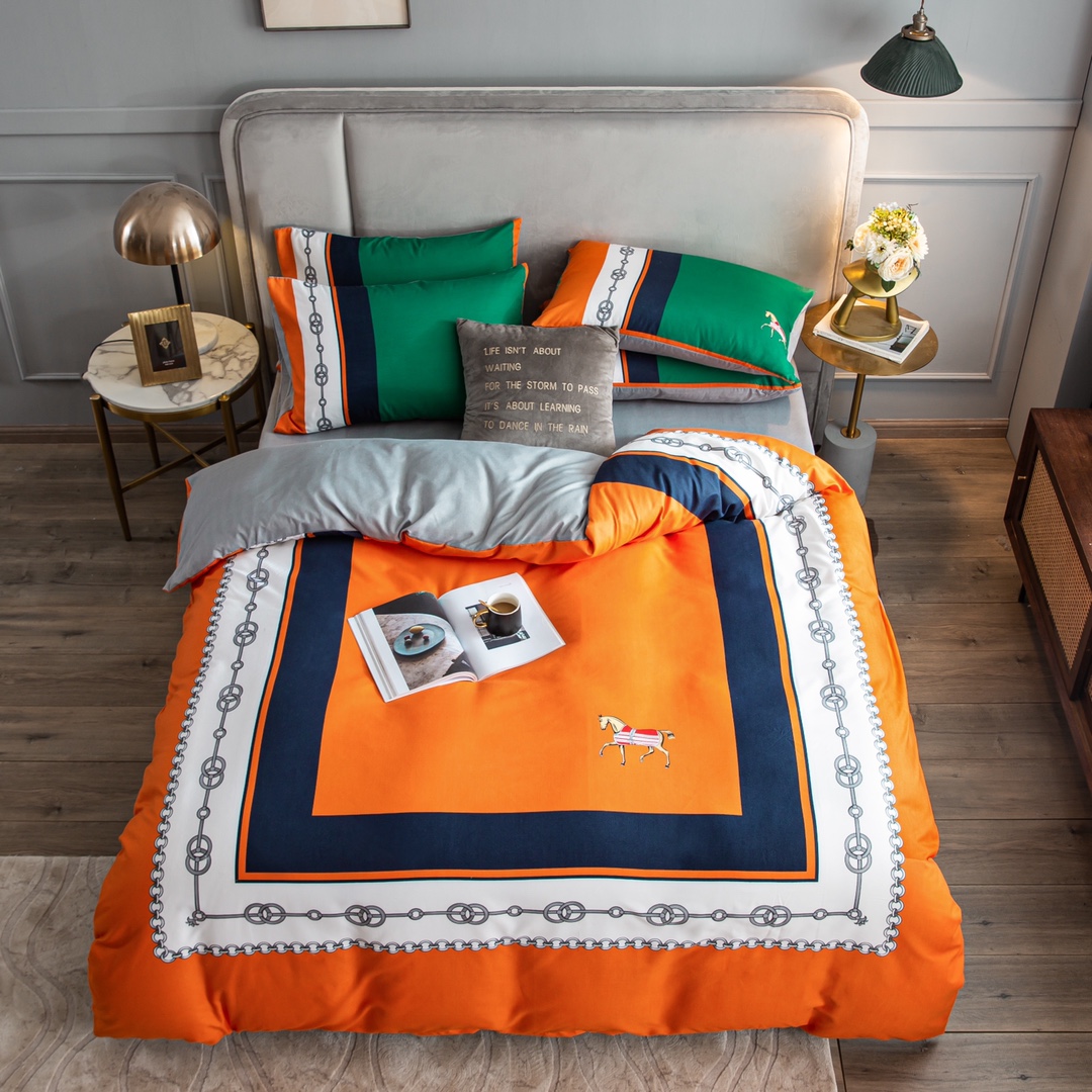 2021 organge designer bedding sets cover gong cotton bed comforters sets horse print luxury winter bedding comforter cover
2021 organge designer bedding sets cover gong cotton bed comforters sets horse print luxury winter bedding comforter cover