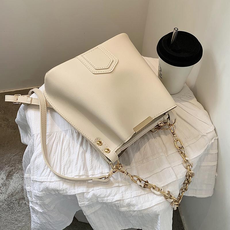 Elegant Female Chain Tote Bucket bag 2021 Fashion New Quality PU Leather Women's Designer Handbag Travel Shoulder Messenger Bag, Beige
Elegant Female Chain Tote Bucket bag 2021 Fashion New Quality PU Leather Women's Designer Handbag Travel Shoulder Messenger Bag, Beige