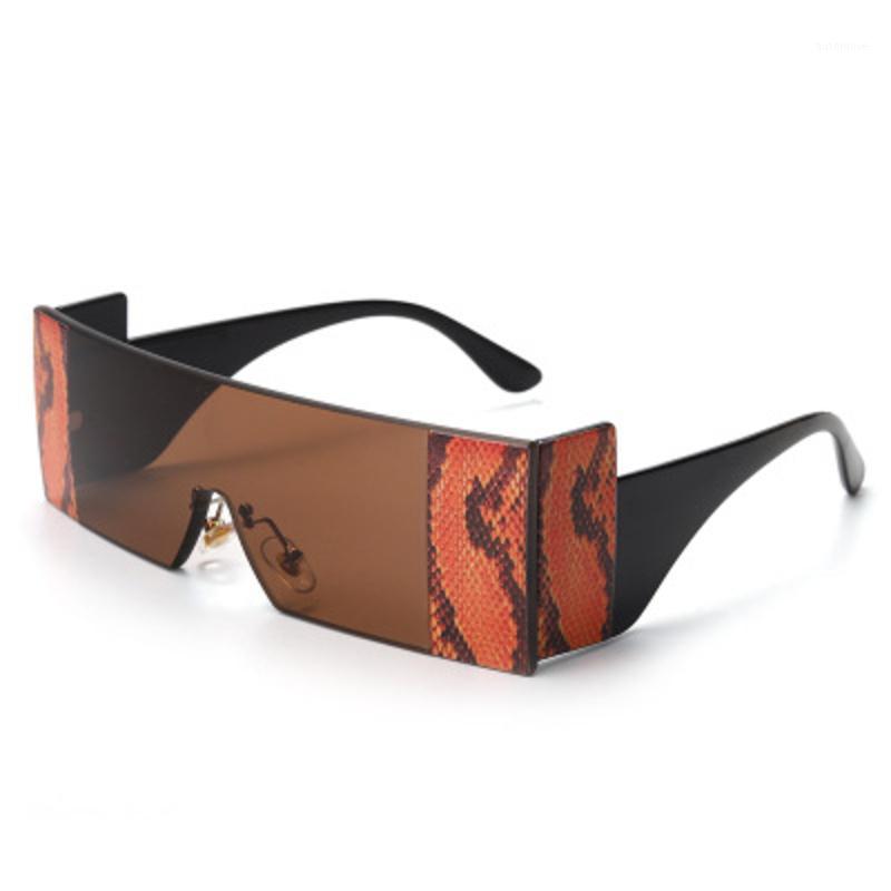 new personality rectangle sunglasses women 2020 brand designer one piece transprent sun glasses men Snakeskin pattern goggles1
new personality rectangle sunglasses women 2020 brand designer one piece transprent sun glasses men Snakeskin pattern goggles1